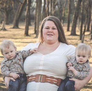 Meet your Posher, Melissa